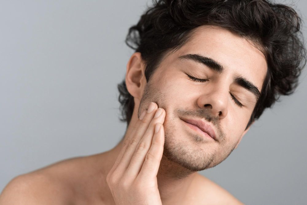 How Lifestyle Affects Male Skin Health